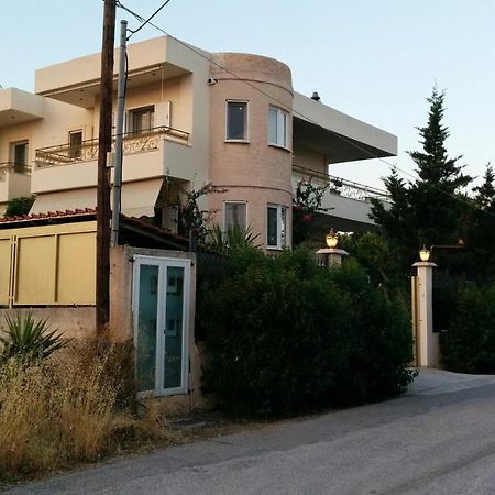 Lovely 2-Bedroom Apartment At Greek Riviera วารี ภายนอก รูปภาพ
